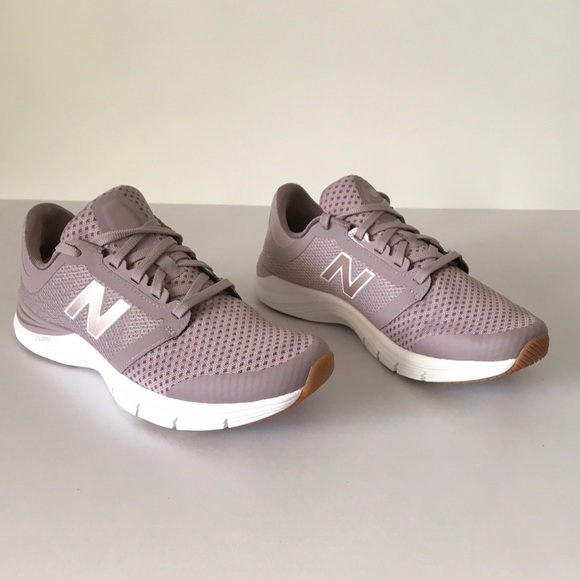 New Balance Mesh Lace Up Sneakers Size: 8W - Picture 2 of 8